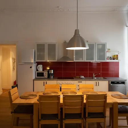 Apartment Großes In Zentraler Lage *